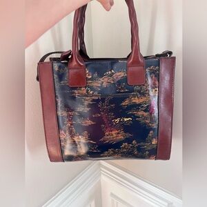 Patricia‎ Nash Kent Countryside Shoulder bag with extension strap and dust bag
